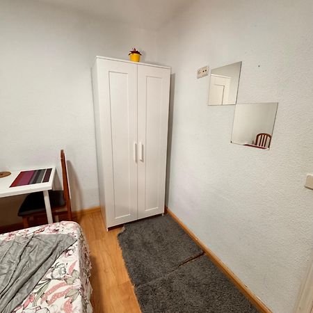 Habitacion Interior En Madrid Exterior photo